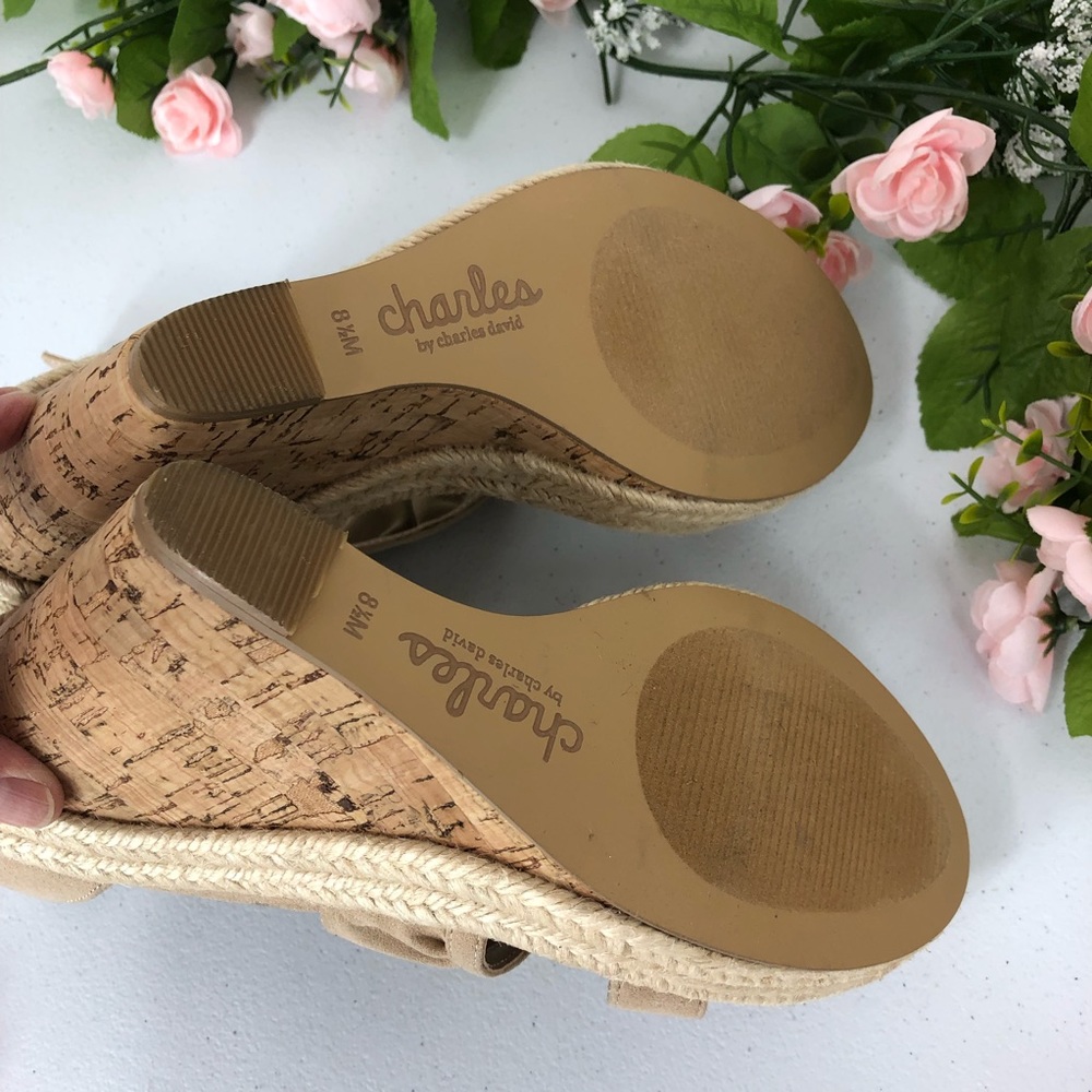 Charles David Wedge Ruffled Sandals Size 8.5M (#5) - Picture 8 of 8